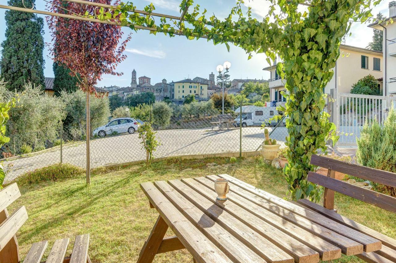 Finestra Su Lucignano Apartman Kültér fotó