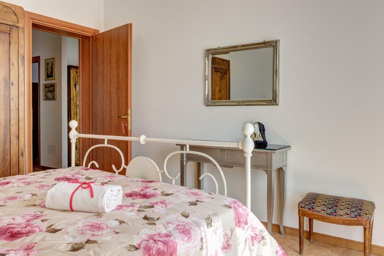 Finestra Su Lucignano Apartman Kültér fotó